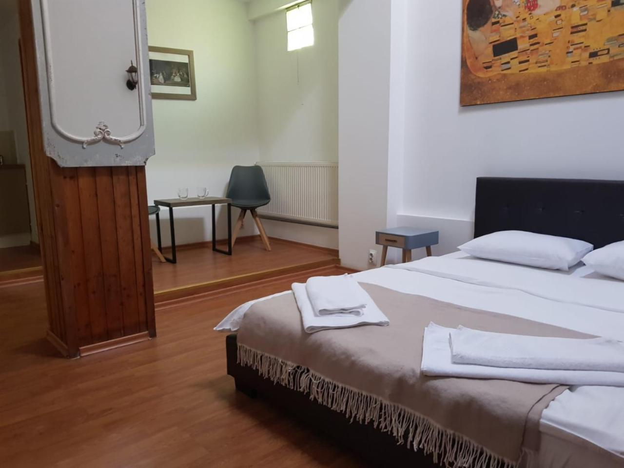Nonna Mia Hotel Βουκουρέστι Εξωτερικό φωτογραφία