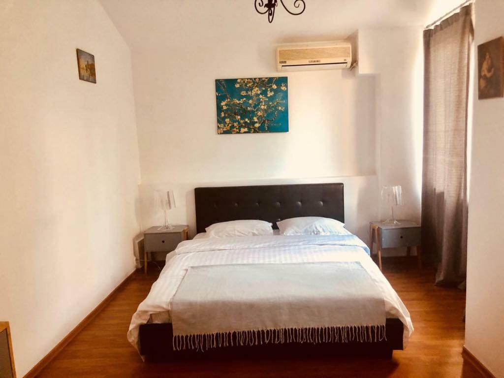 Nonna Mia Hotel Βουκουρέστι Εξωτερικό φωτογραφία